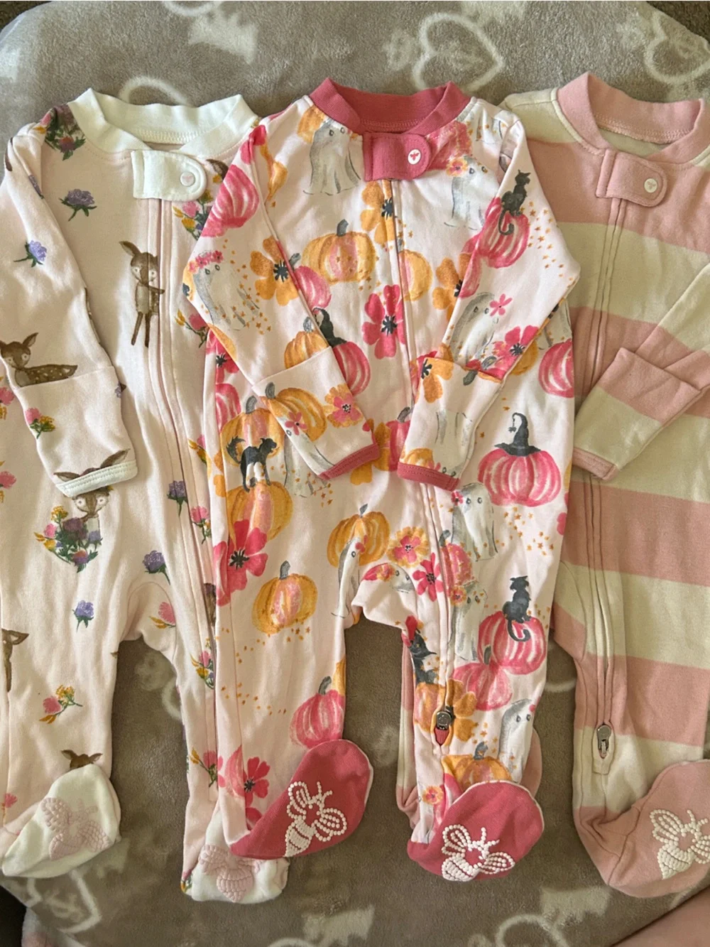 Burt's Bees Girls' Pink & Cream Pumpkin Floral Footed One-Pieces - 3 Pack
